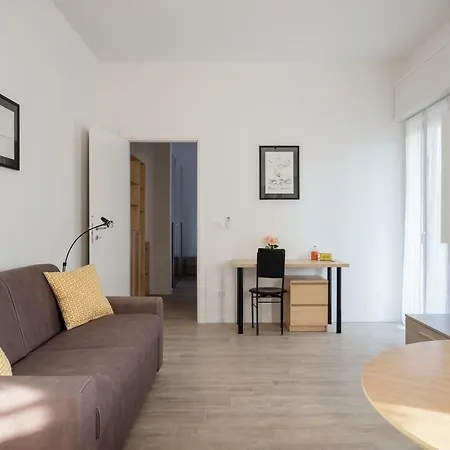 Guesthost - L'appartamento Del Portico Mazzini Boloňa