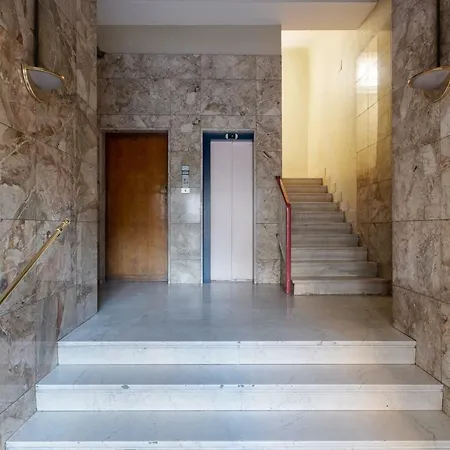 Guesthost - L'appartamento Del Portico Mazzini Apartamento